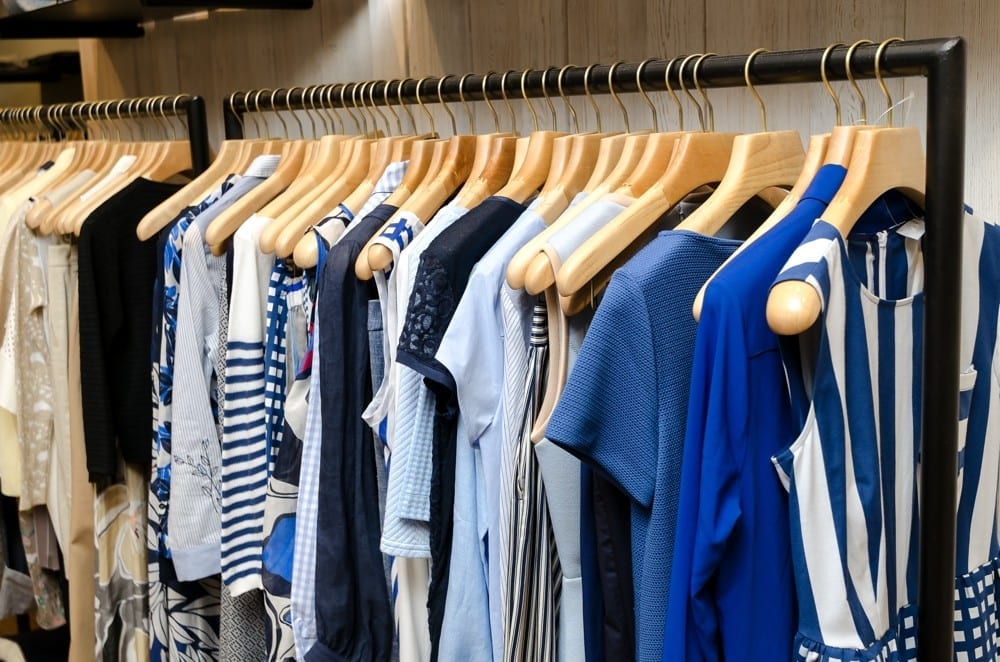 garde robe - symbolique du bleu - Première Impression