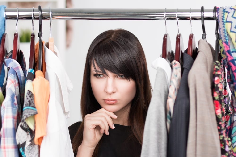 garde robe - c’est quoi la fast fashion - Première Impression