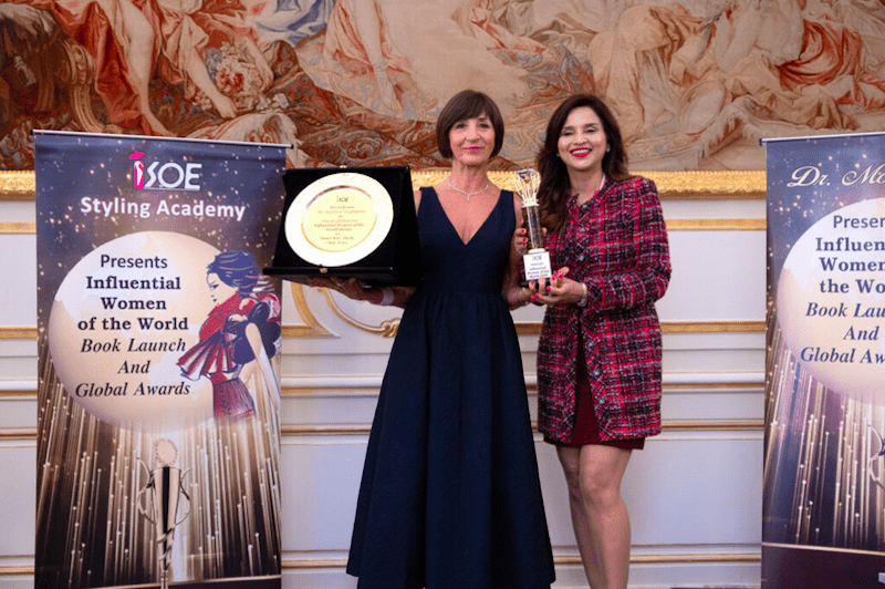 Myriam Hoffmann récompensée parmi les femmes les plus influentes au Ritz – illustration du charisme au féminin - première impression