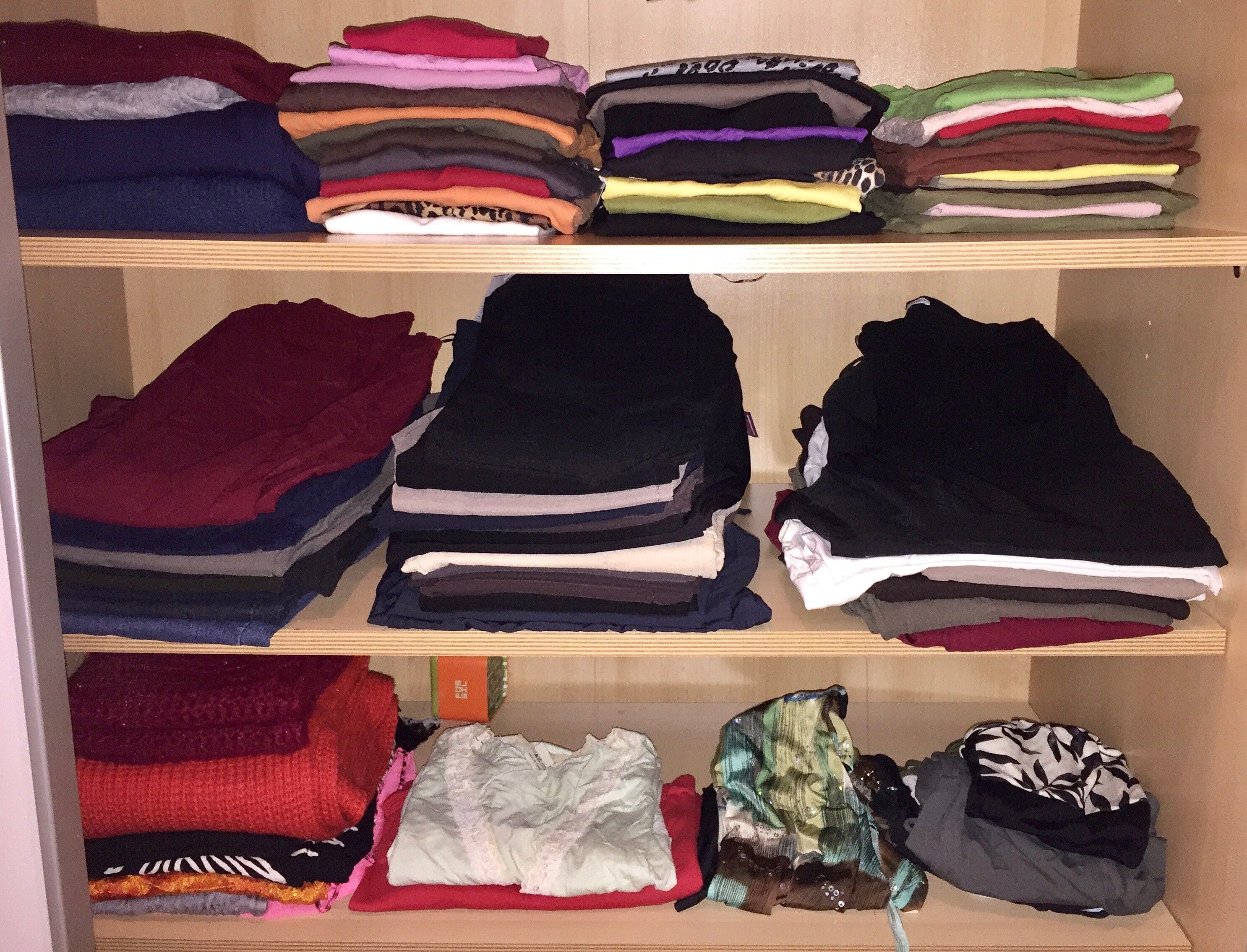 Armoire à vêtements après Christine 2 by Mademoiselle M