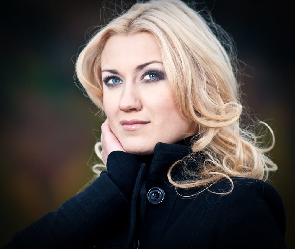 Noir mauvaise couleur by Mademoiselle M