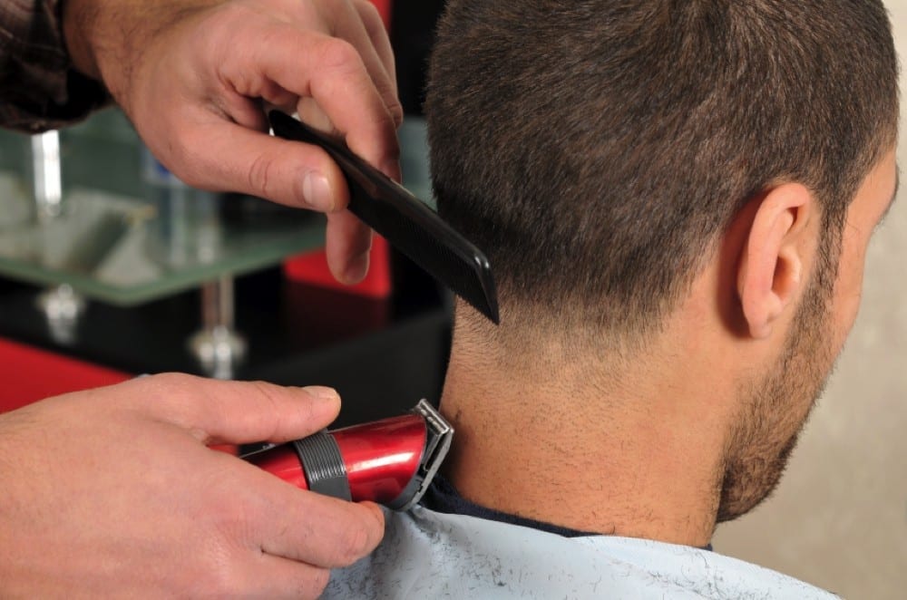 Coiffeur nuque homme by Mademoiselle M